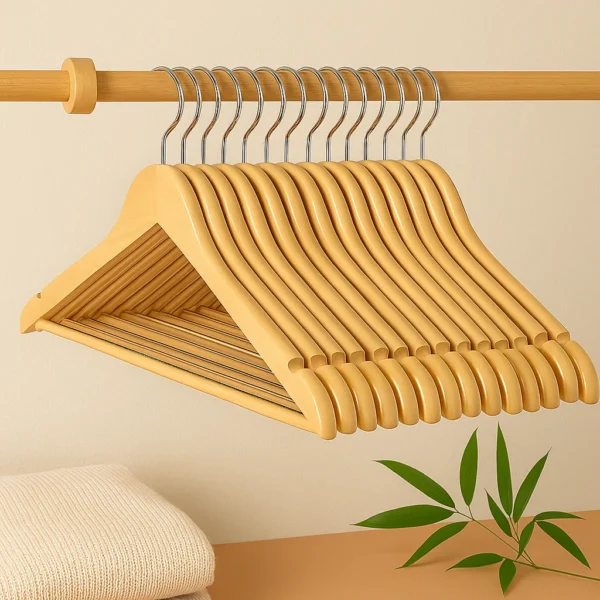PAIVI WOODEN COAT HANGERS - SET OF 12