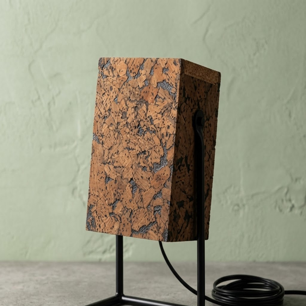 PAIVI Cork Frame Table Lamp with Black Metal Base - Image 2